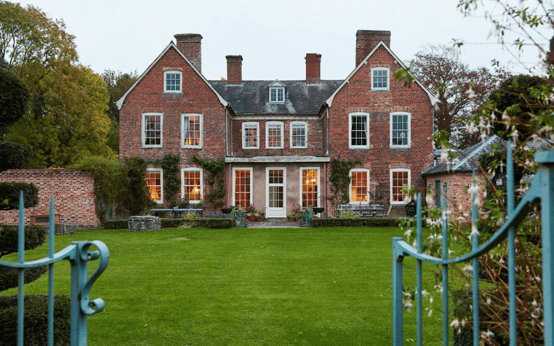 How Much Does A £4 Million Pound Mortgage Cost